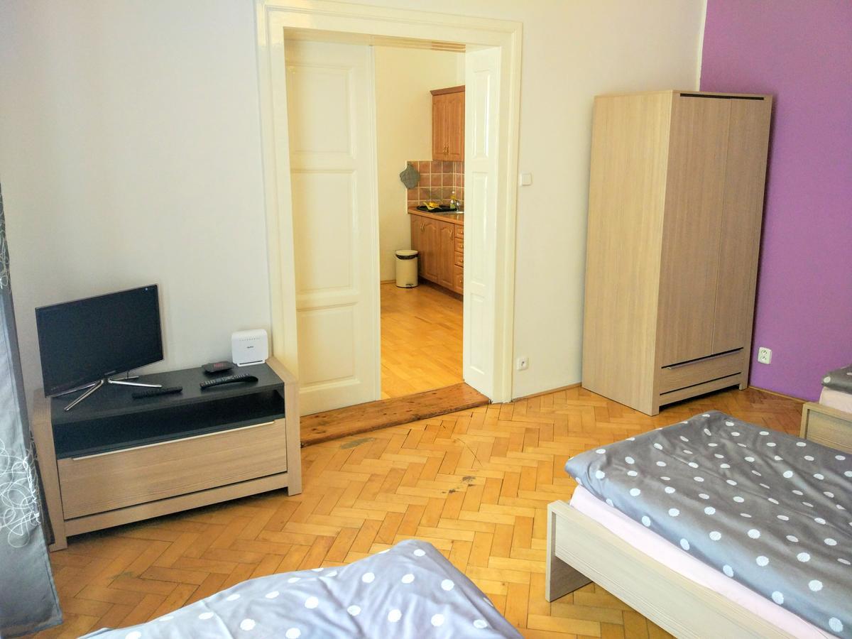 Apartments Tynska 7 Praga Exterior foto