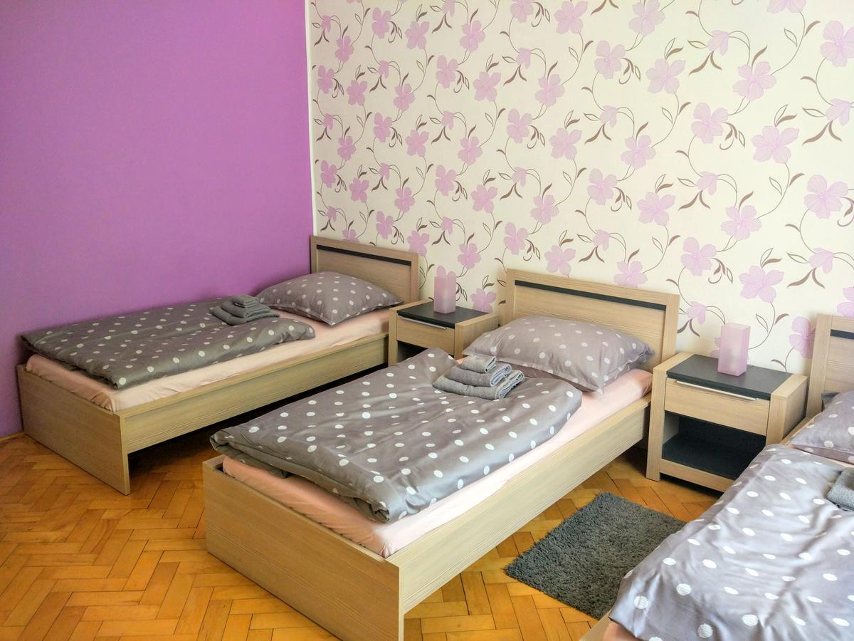 Apartments Tynska 7 Praga Exterior foto